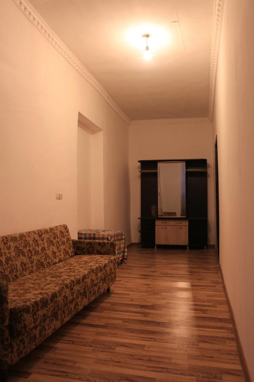 Inga Jafaridze Guesthouse Pele Mestia Extérieur photo