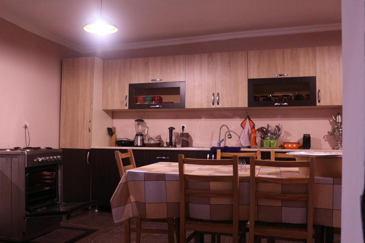 Inga Jafaridze Guesthouse Pele Mestia Extérieur photo